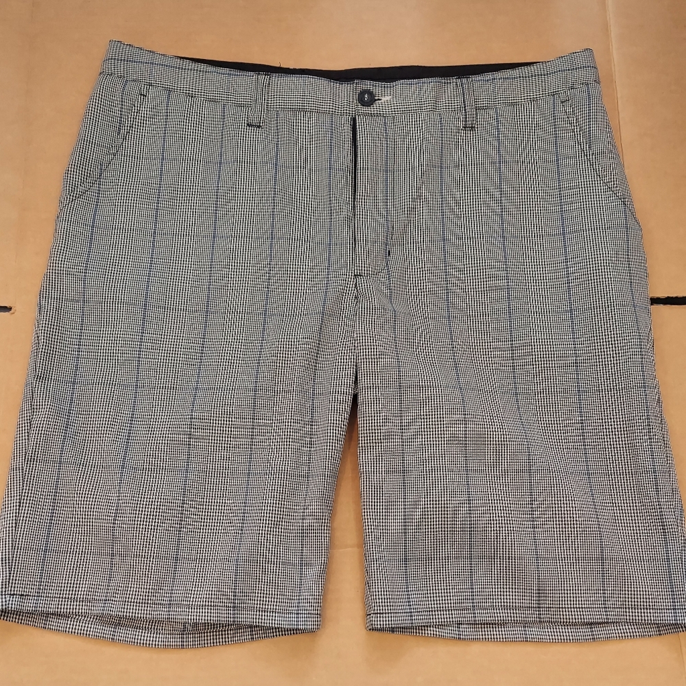 Travis Mathew Sorry For Being Awesome Blue Grey Striped Plaid Golf Short Mens 38
